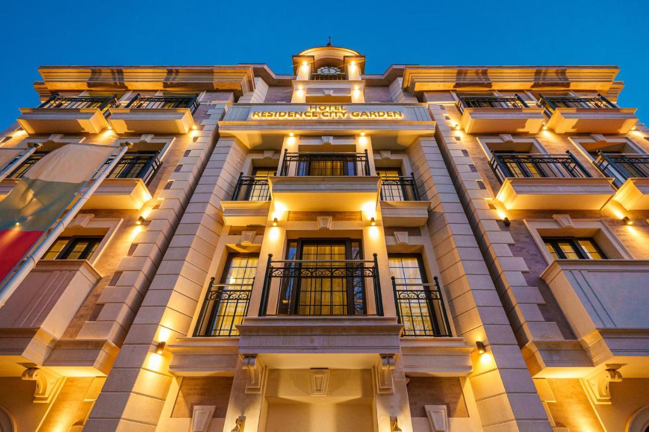 Residence City Garden - Certificate Of Excellence Top 10 Best Five-Stars City Hotels For 2024 Awarded By Htif Plovdiv Luaran gambar