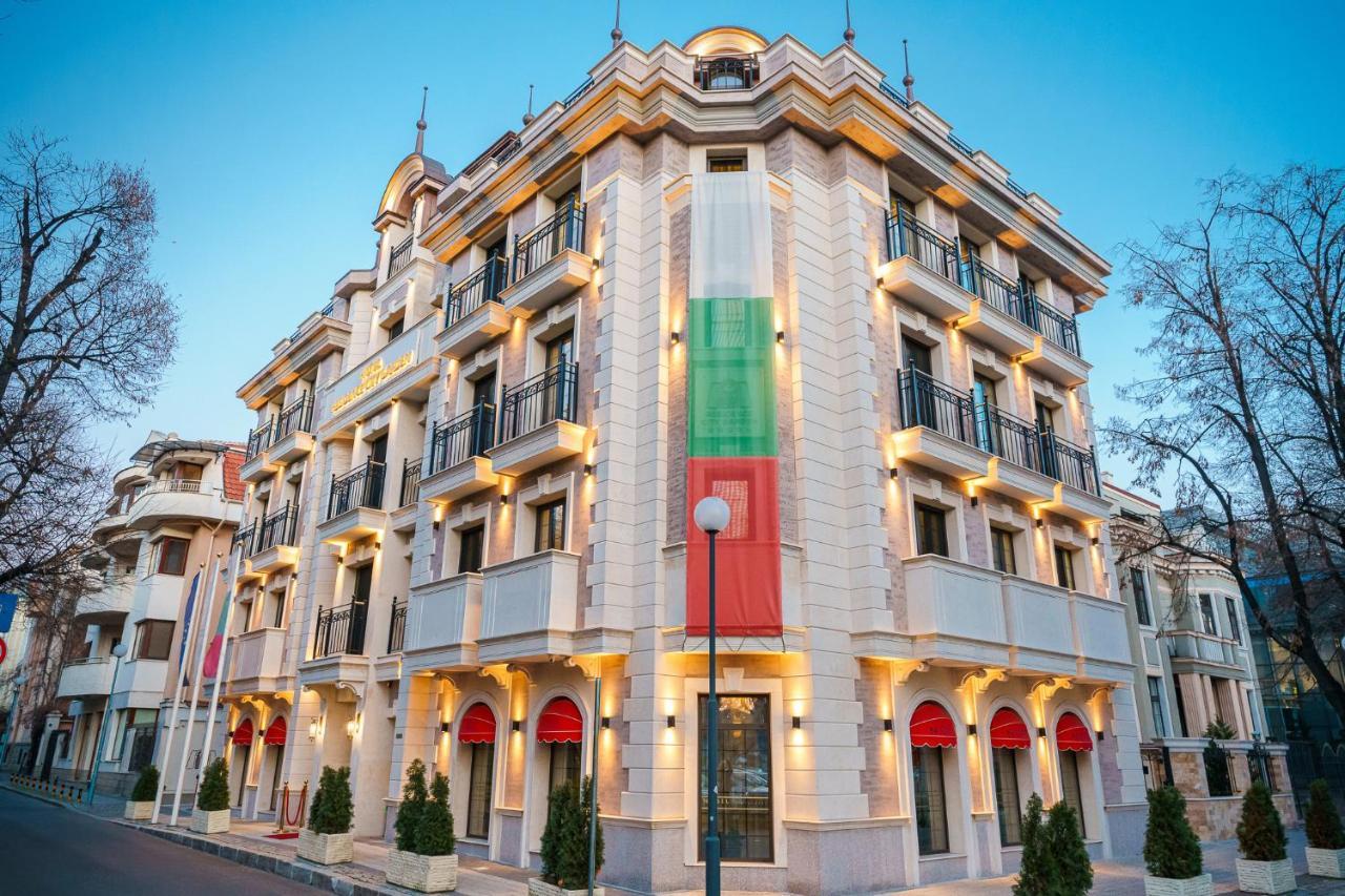 Residence City Garden - Certificate Of Excellence Top 10 Best Five-Stars City Hotels For 2024 Awarded By Htif Plovdiv Luaran gambar