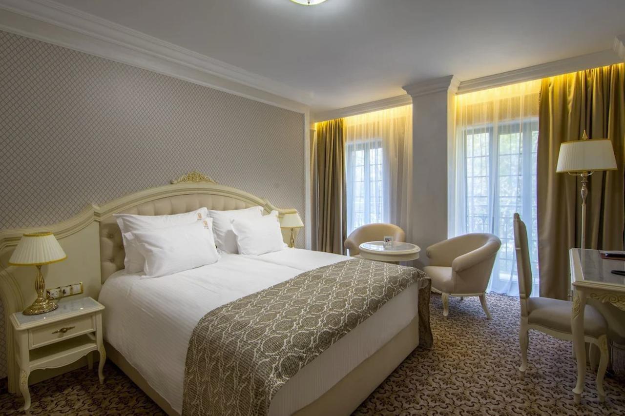 Residence City Garden - Certificate Of Excellence Top 10 Best Five-Stars City Hotels For 2024 Awarded By Htif Plovdiv Luaran gambar