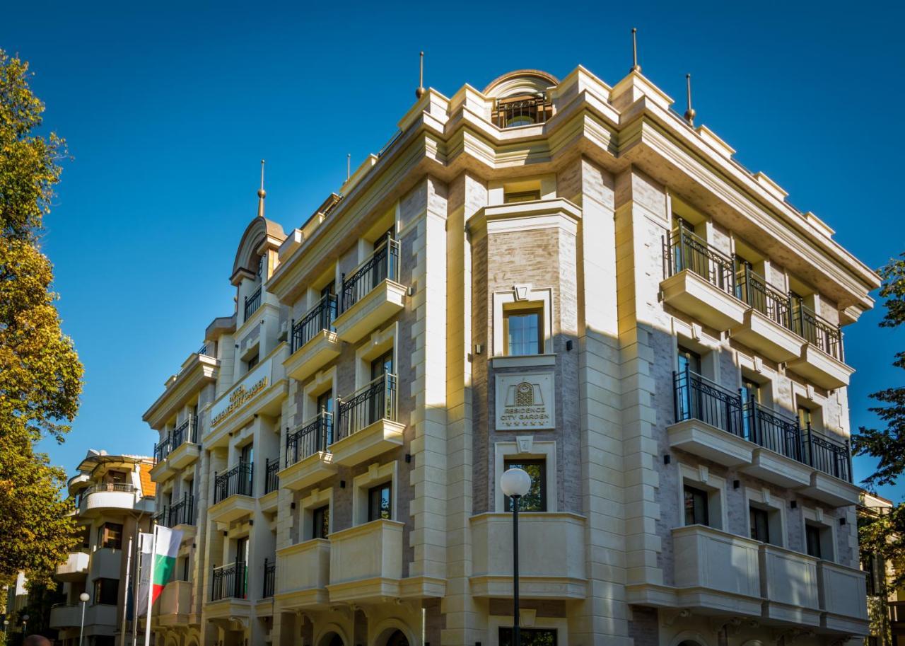 Residence City Garden - Certificate Of Excellence Top 10 Best Five-Stars City Hotels For 2024 Awarded By Htif Plovdiv Luaran gambar