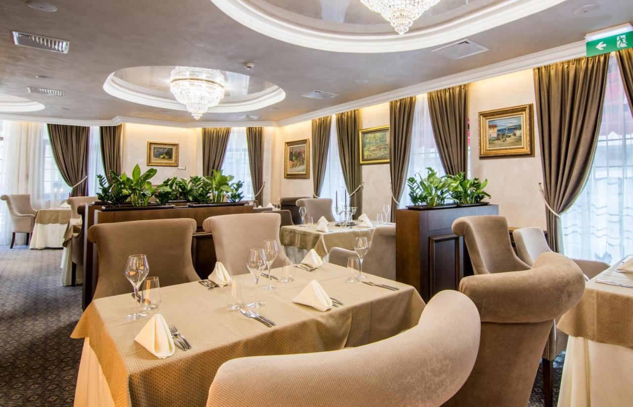 Residence City Garden - Certificate Of Excellence Top 10 Best Five-Stars City Hotels For 2024 Awarded By Htif Plovdiv Luaran gambar